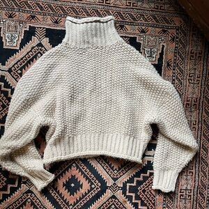 H&M Cream Cropped Turtleneck Sweater